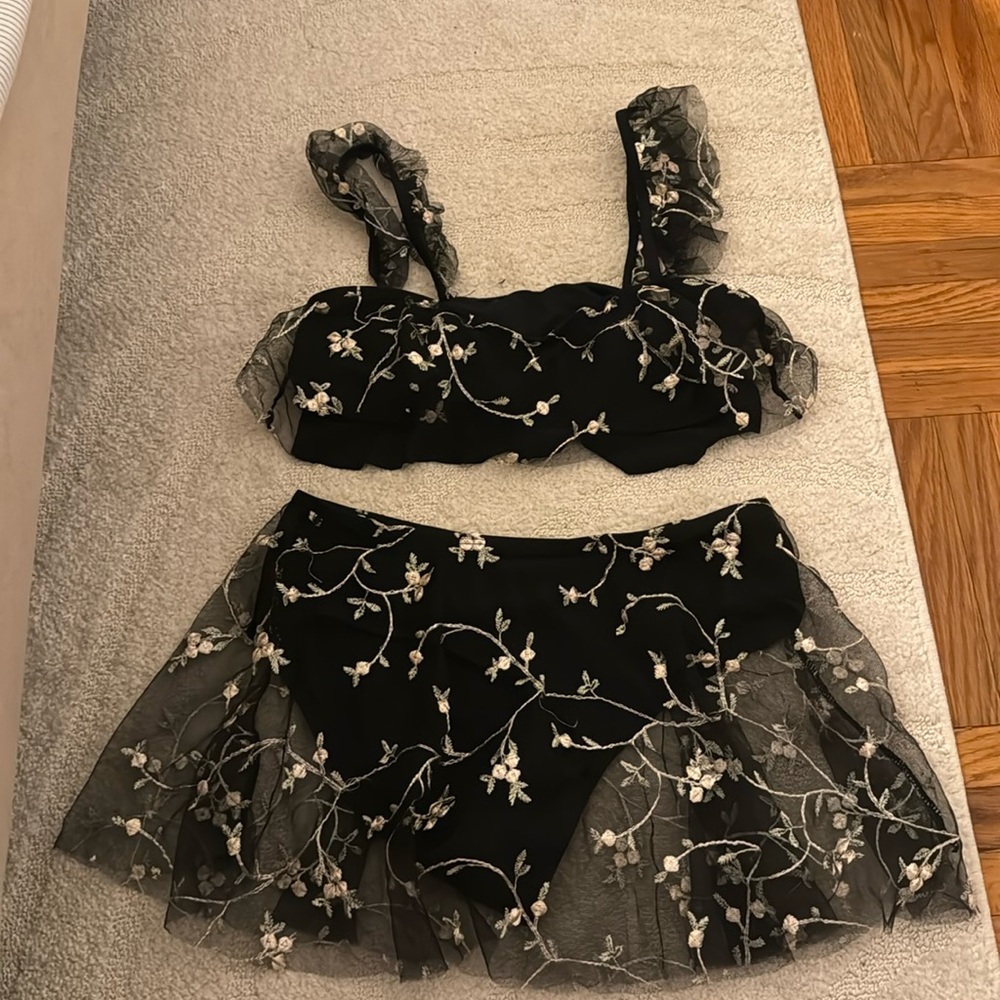 Bathing suit